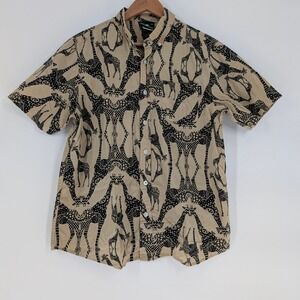 LRG Giraffe Print Short Sleeve Button Up Shirt Animal Pattern‎